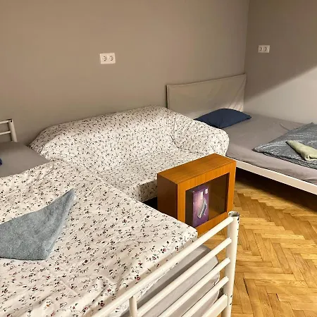 Blaha Metro Apartment *